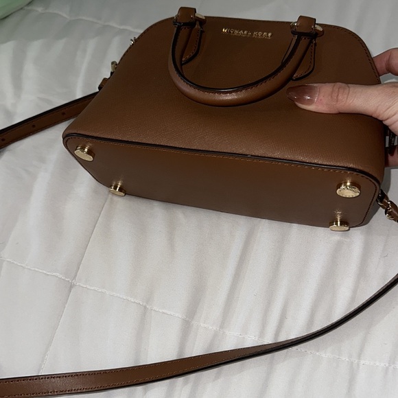 I really like it, t’s almost new only wore twice - Picture 3 of 4